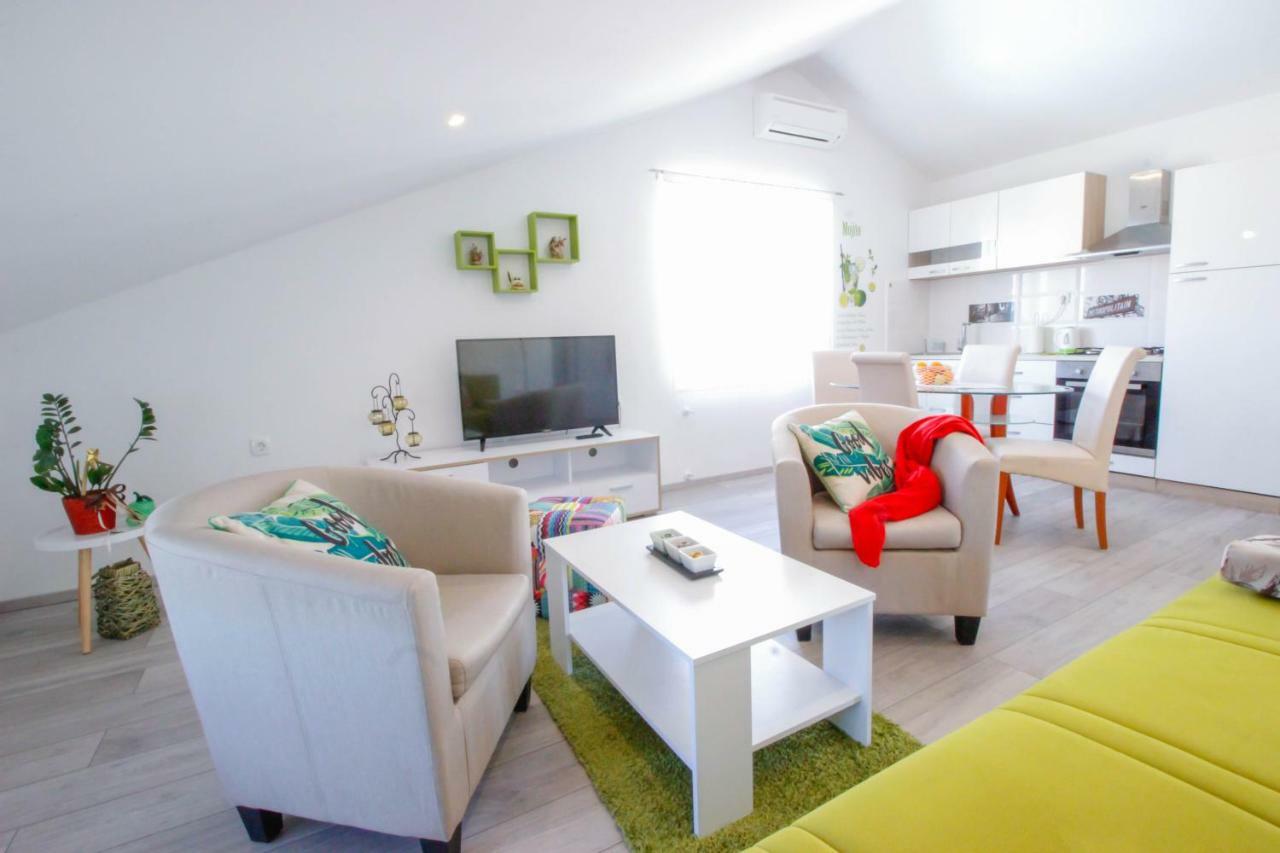 Studio Apartman Sky Rovinj Eksteriør billede