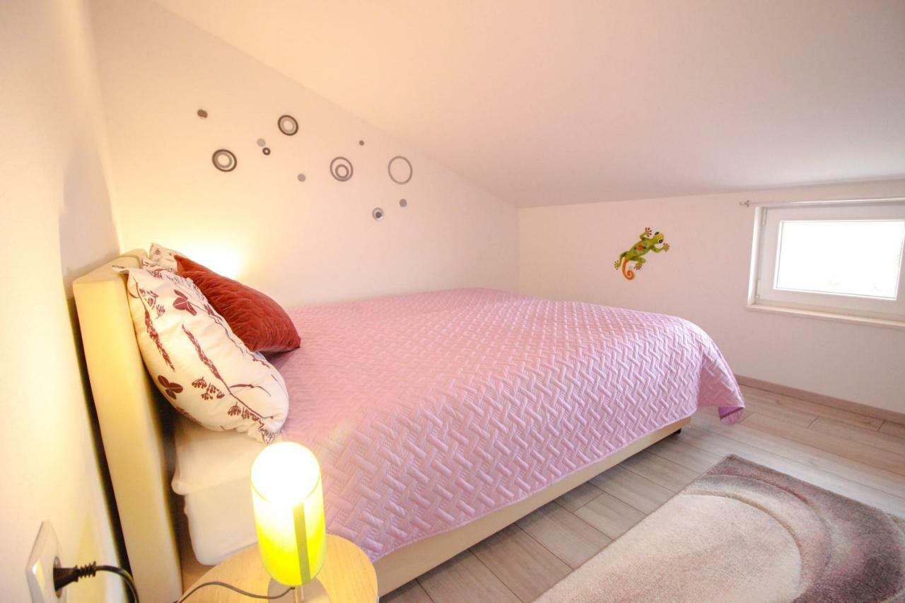 Studio Apartman Sky Rovinj Eksteriør billede