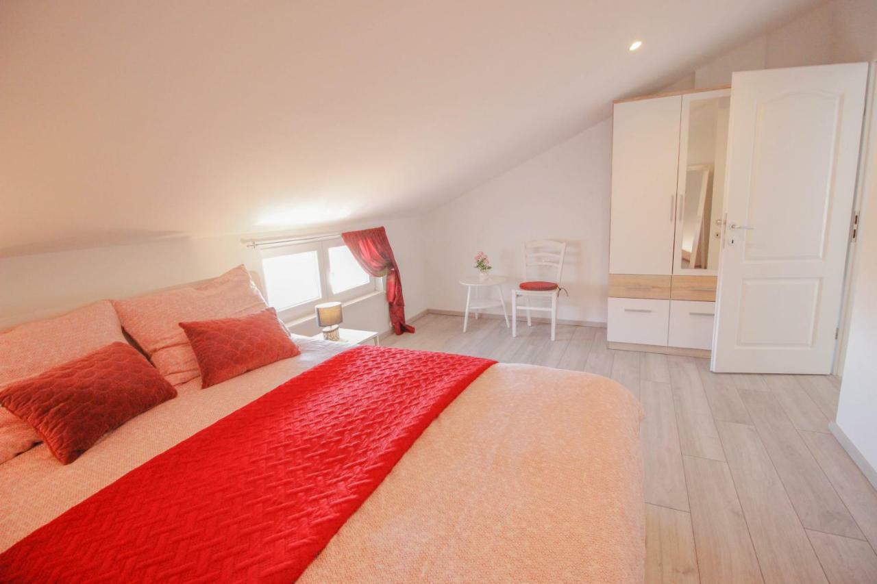 Studio Apartman Sky Rovinj Eksteriør billede