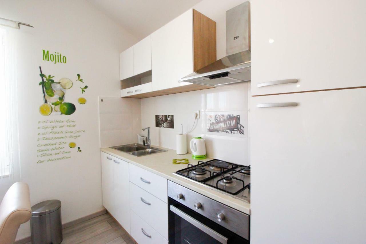 Studio Apartman Sky Rovinj Eksteriør billede