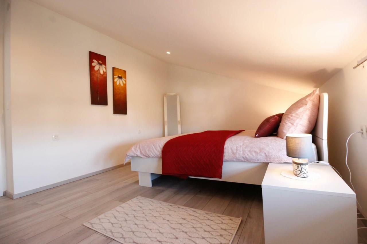 Studio Apartman Sky Rovinj Eksteriør billede